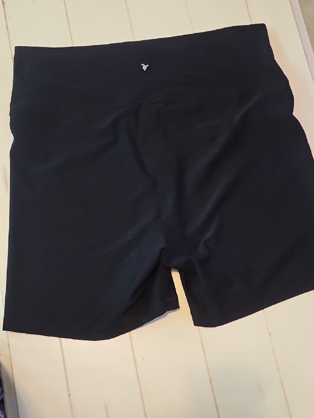 New, Old Navy Black High-Waist Cloud Soft Active Bike Shorts, 5" Inseam, Sz XL - Picture 4 of 6